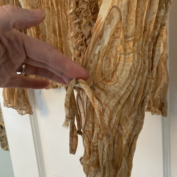 Inc Brand- Crepe Yellow-Gold Paisley V-Neck Button- Up Blouse - Picture 5 of 12